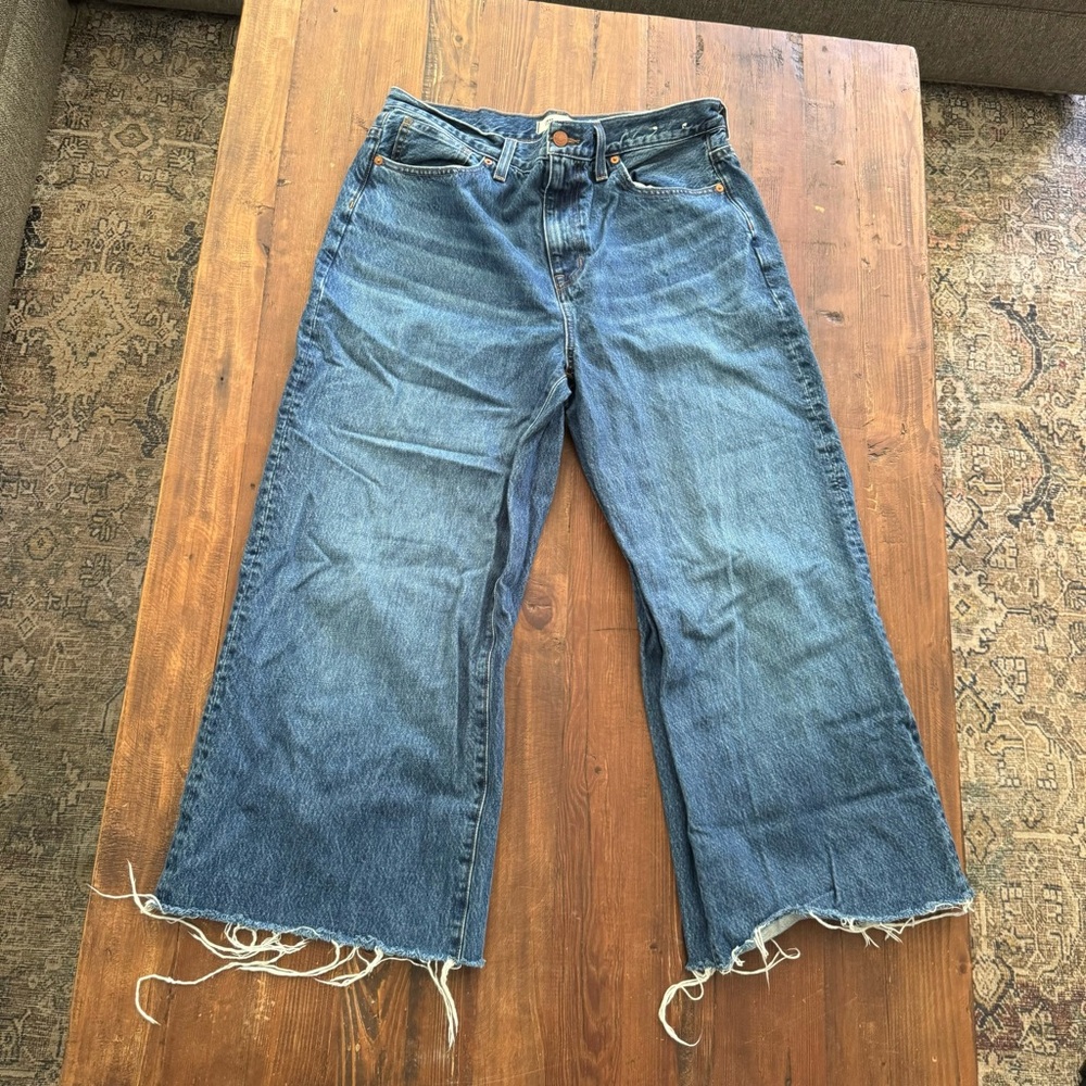 Madewell Super Wide Leg dark jeans with fray hem, size 30